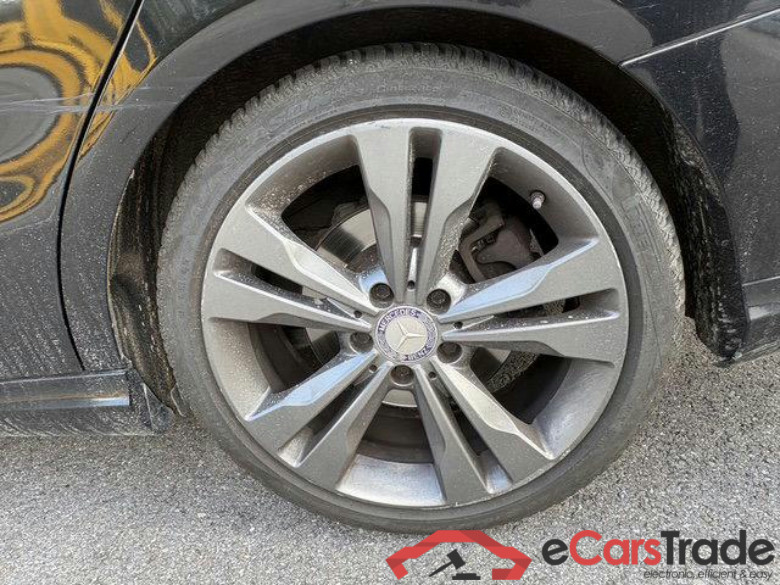 MERCEDES-BENZ CLA 200 d #6