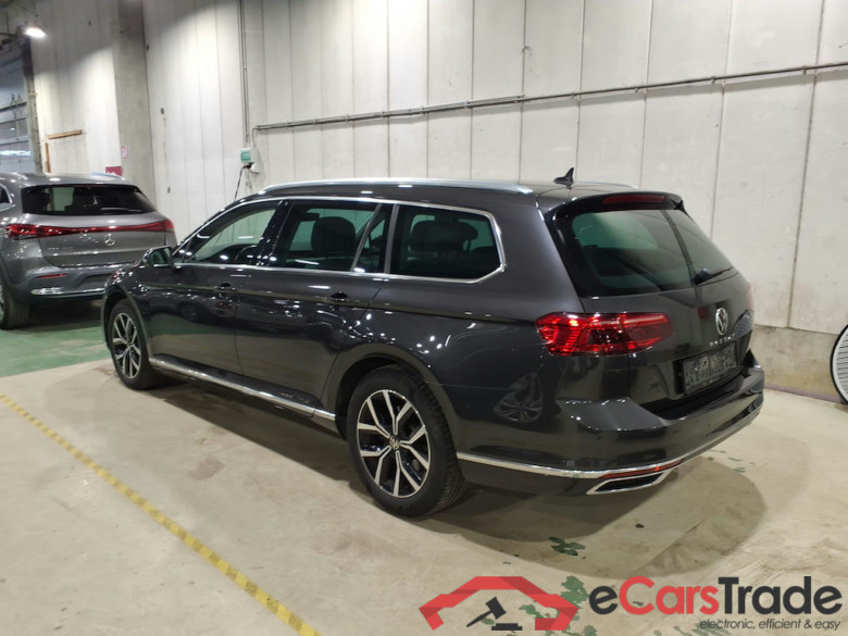 VOLKSWAGEN PASSAT VARIANT 2.0 TDI 90KW MSQ VARIANT ELEGANCE BUSINE #1