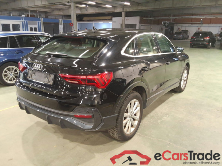AUDI Q3 Sportback 1.4 45 TFSI E S TRONIC #6