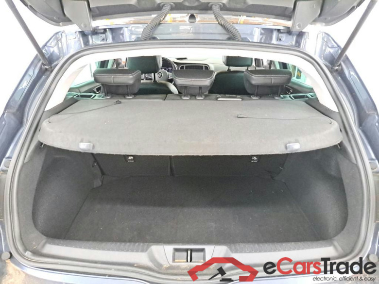 RENAULT MEGANE BERLINE 1.3 TCE 140 TECHNO