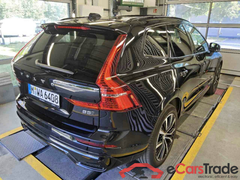 Volvo XC60 (03.2017->) DE - SUV5 B5 (Benzin) AWD EU6d, Ultra Dark Mild-Hybrid, (Facelift) 2023 - 2024 #3
