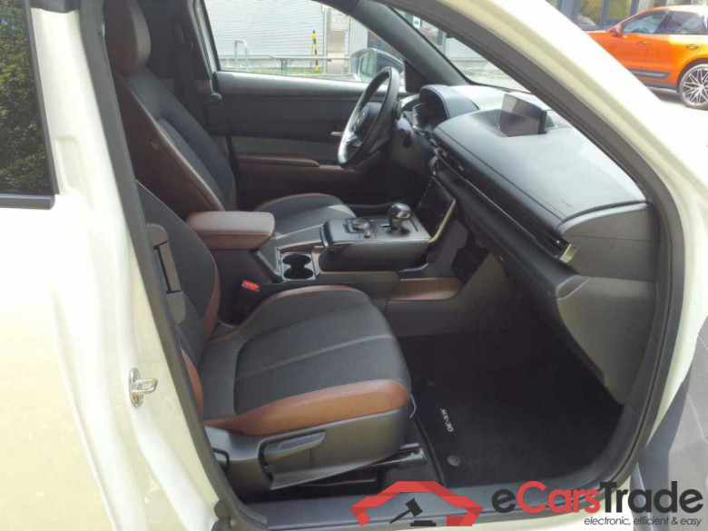 Mazda MX-30 (DR)(05.2020->) DE - SUV5 e-SKYACTIV, Advantage, 2022 - 2025 #2