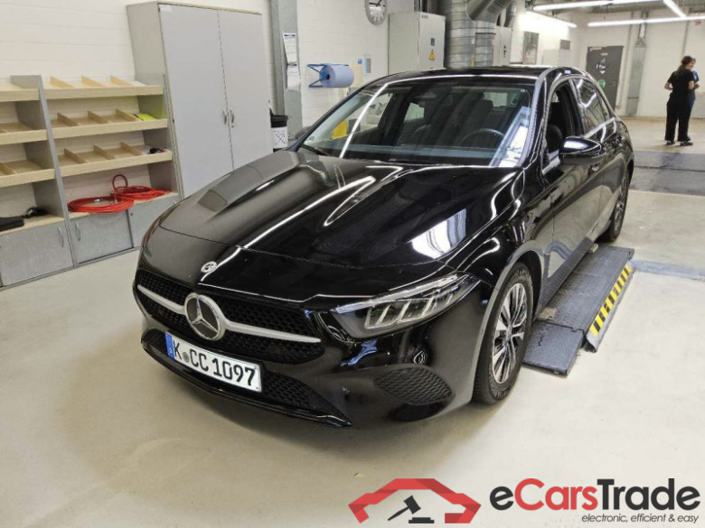 Mercedes-Benz A (BM 177)(03.2018->) DE - LimS5 A 180 EU6e, (Facelift) 2024 - 2026 #1