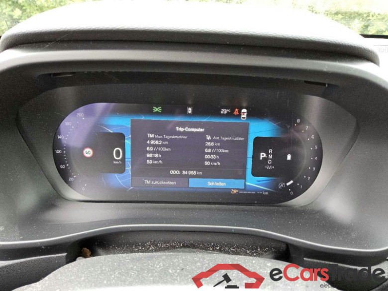 Volvo XC40 (2017->) DE - SUV5 B4 2WD EU6d, Plus Dark, (Facelift) 2022 - 2024 #6