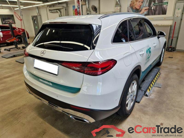 Mercedes-Benz GLC (BM 254)(06.2022->) DE - SUV5 GLC 200 EU6d, 4Matic Avantgarde, 2022 - 2024 #3