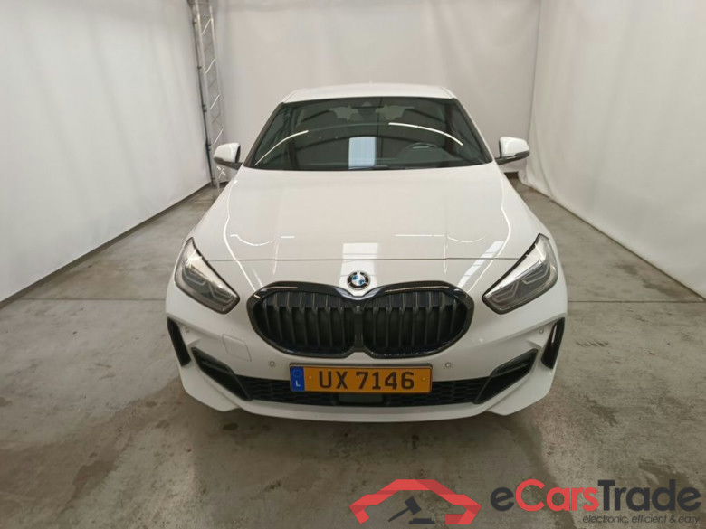 BMW 1 HATCH DIESEL - 2019 118 dAS 150hp (EU6AP) 5d #2