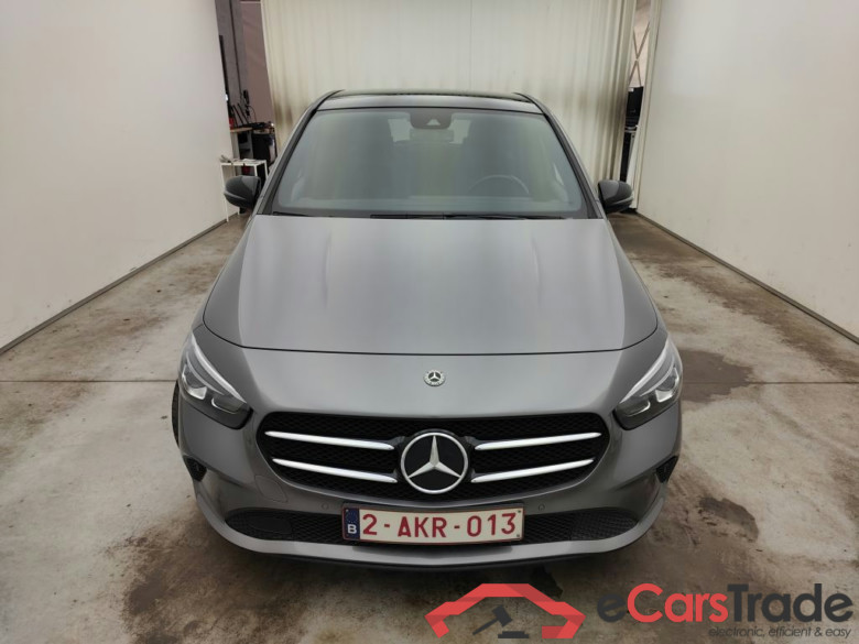 Mercedes-Benz B-Klasse B 180 d Launch Edition 5d