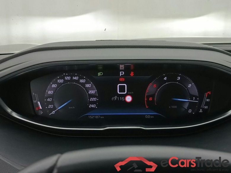 PEUGEOT 3008 DIESEL - 2021 1.5 BlueHDi 130 Active Pack 5d #6