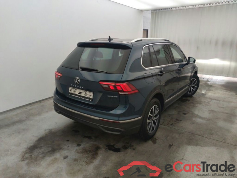 Volkswagen Tiguan 1.4 eHybrid DSG Life 5d #2