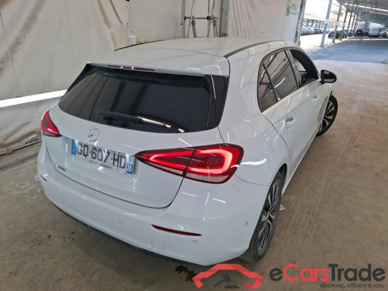 MERCEDES-BENZ Classe A Compact / 2018 / 5P / Berline A 180 Business Line 7G-DCT #3