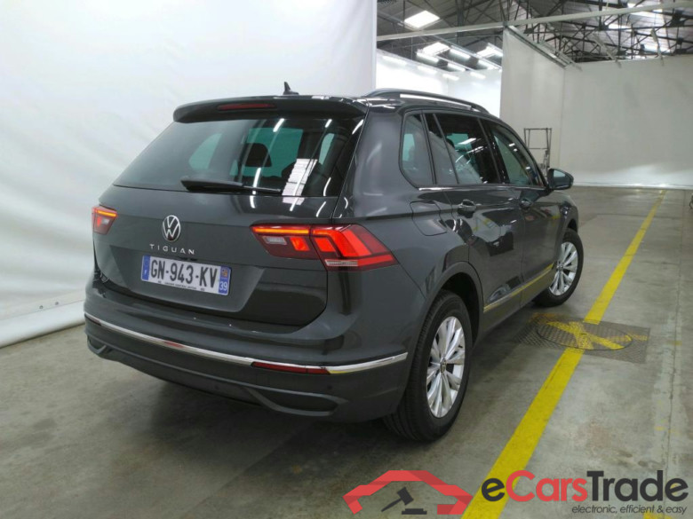 VOLKSWAGEN Tiguan  2020  5P  SUV 1 5 TSI 150 DSG7 LIFE BUSI #3