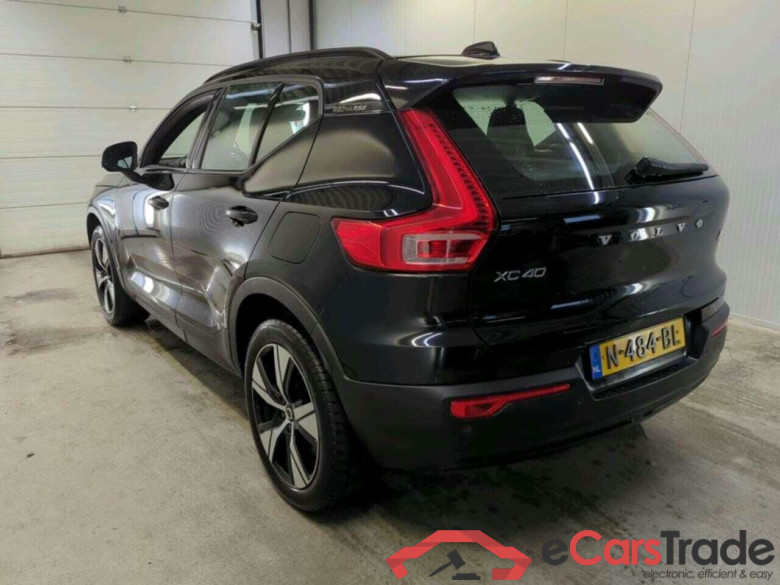 VOLVO XC40 Recharge P8 AWD RDes #6