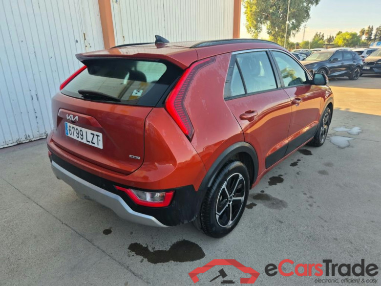 KIA Niro / 2022 / 5P / crossover 1.6 GDi PHEV 135kW (183CV) Concept #2