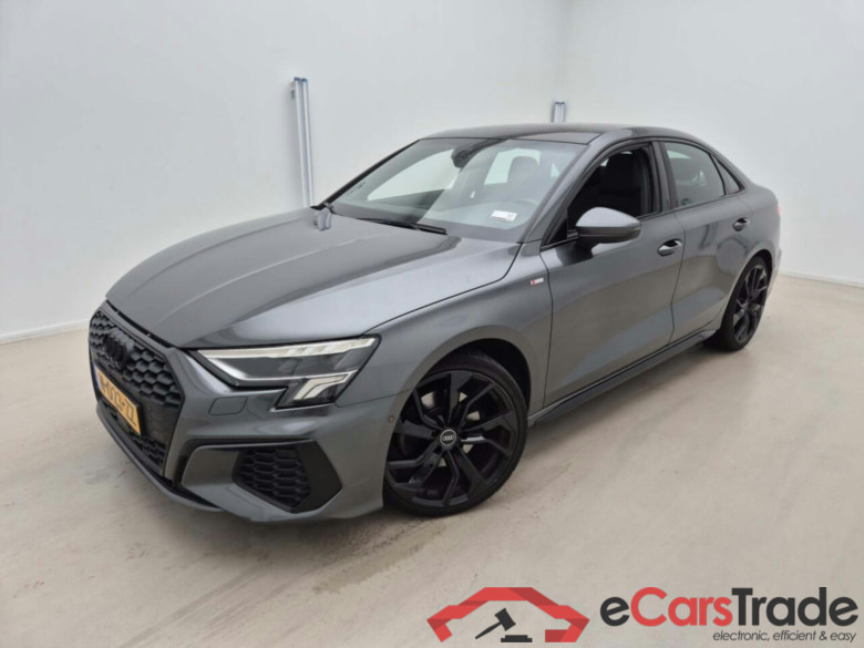 AUDI A3 35 TFSI S EDITION #1