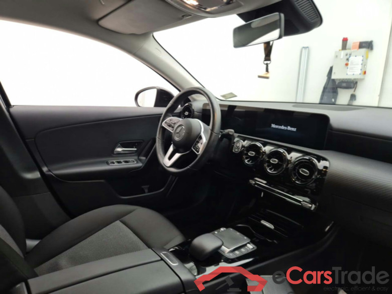 MERCEDES-BENZ A-KLASSE 180 BUSINESS LINE #3