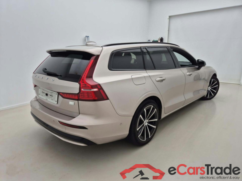 VOLVO V60 2.0 T6 PHEV R-DESGIN #2