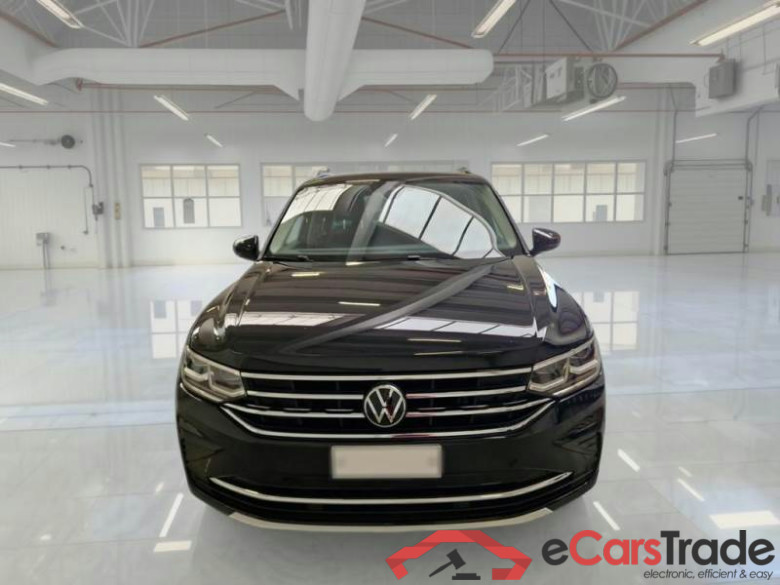 VOLKSWAGEN TIGUAN / 2020 / 5P / SUV 2.0 TDI SCR 110KW ELEGANCE DSG #6
