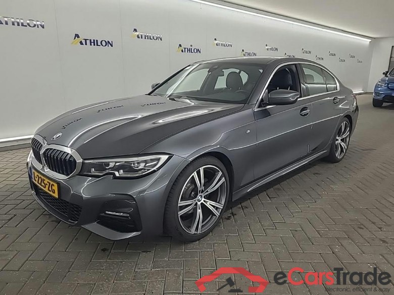 BMW 3 Serie Sedan 318iA 4D 115kW