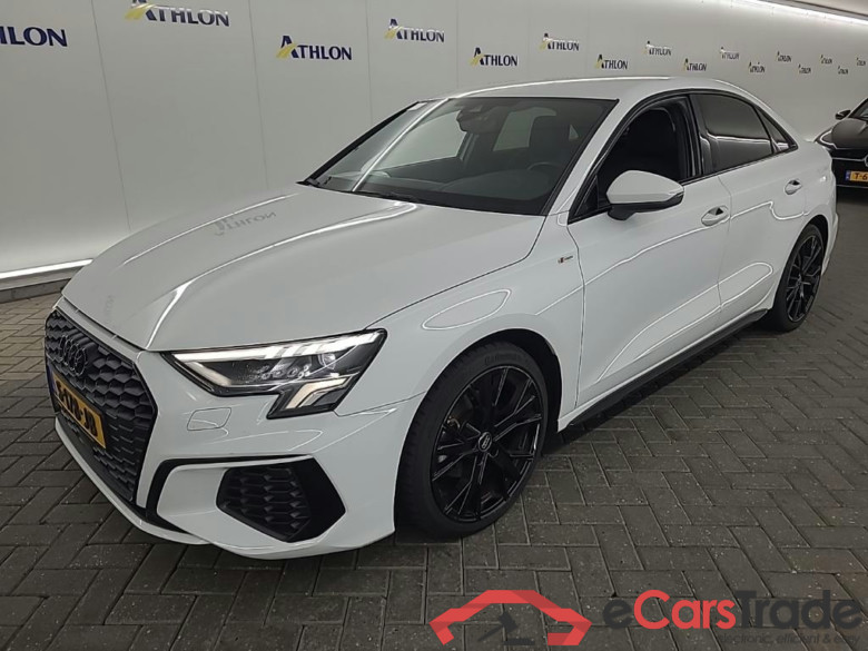 AUDI A3 Limousine 30 TFSI S tronic S edition 4D 81kW
