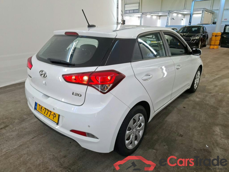 Hyundai i20 1.0 T-GDI 100 Comfort + navigatie 3d #2