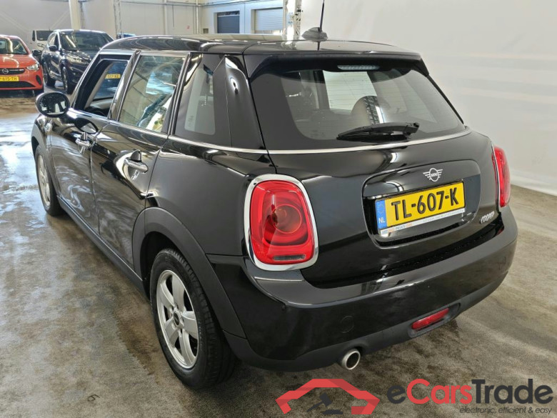 Mini Cooper 1.5i Aut. Navi KeylessGo Klima ... #4