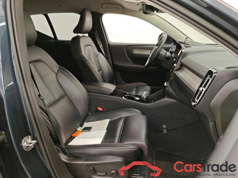 Volvo XC40 Recharge T4 Inscription 5d #3
