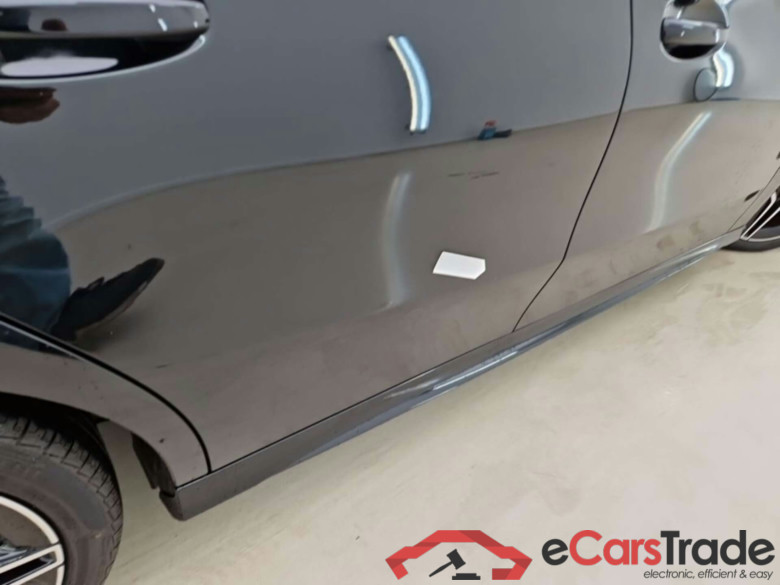 MERCEDES-BENZ A-KLASSE LIMOUSINE 180 BUSINESS SOLUTION AMG LINE #4