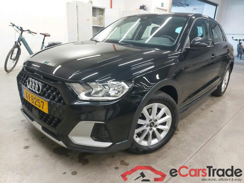 AUDI - AUD A1 SB 30 TFSI 110PK CityCarver Pack Business Plus With Climatic & Navigation & Cruise Control & Heated Seats & Comfort Key  * PETROL *