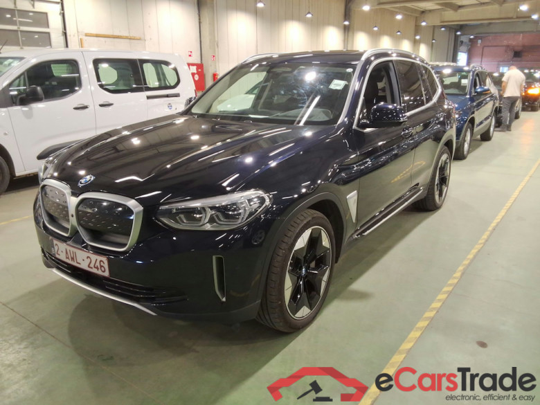BMW IX3 80KWH AUTO
