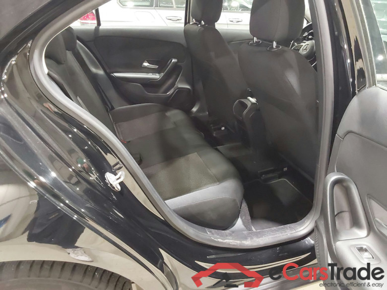 MERCEDES-BENZ A-CLASS LIMOUSINE 2.0 A 180 D BUSINESS SOLUTION DCT #5