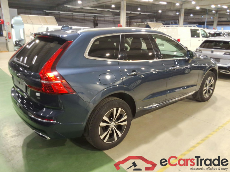 VOLVO XC60 - 2017 2.0 T6 AWD PHEV Inscription Expression #4