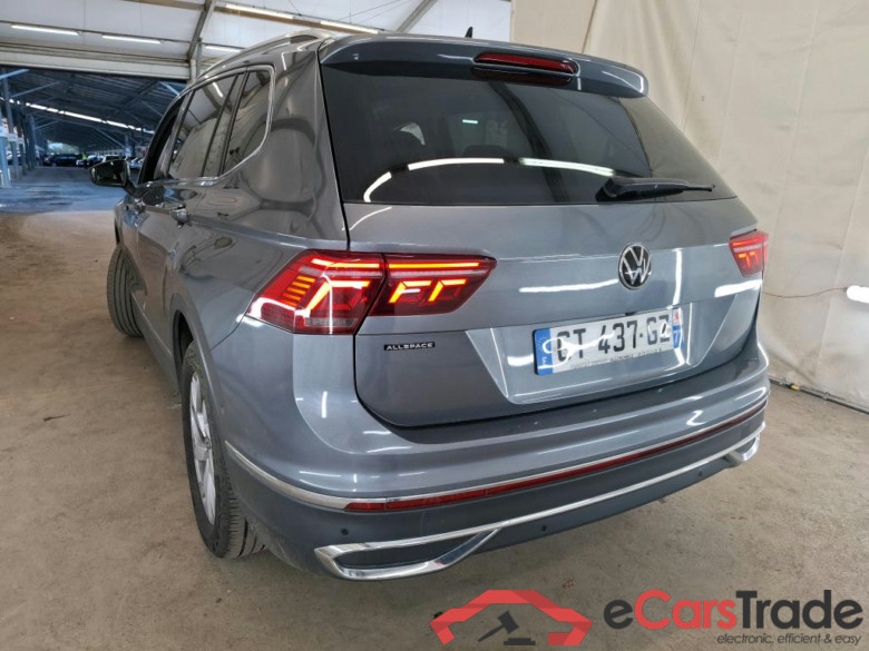 VOLKSWAGEN Tiguan Allspace / 2021 / 5P / SUV 2.0 TDI 150 DSG7 Elegance Exclusive #2