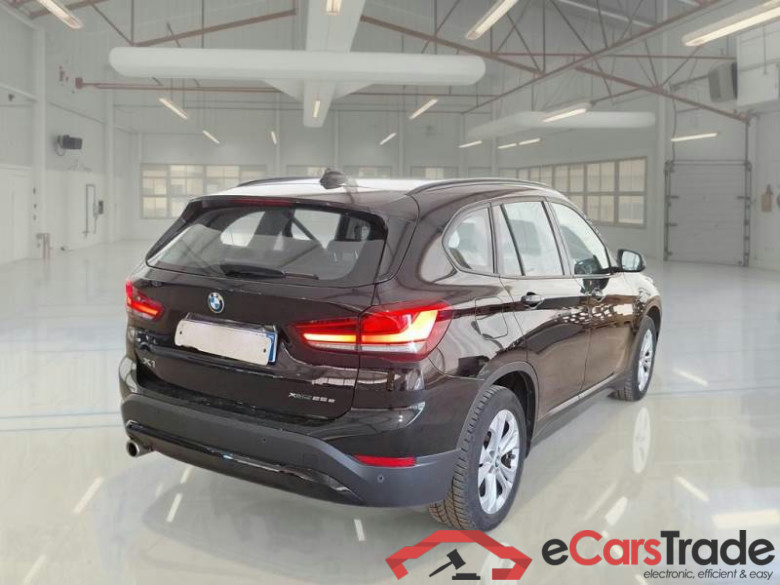 BMW X1 / 2019 / 5P / SUV XDRIVE 25E BUSINESS ADVANTAGE AUTOMATICO #2