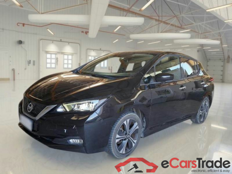 NISSAN LEAF / 2017 / 5P / BERLINA BUSINESS 40KWH #2