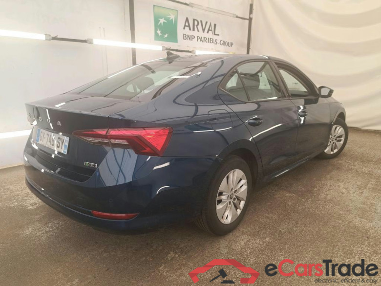 SKODA Octavia / 2020 / 5P / Berline 1.0 TSI mHEV e-TEC 110 DSG7 Ambition #3