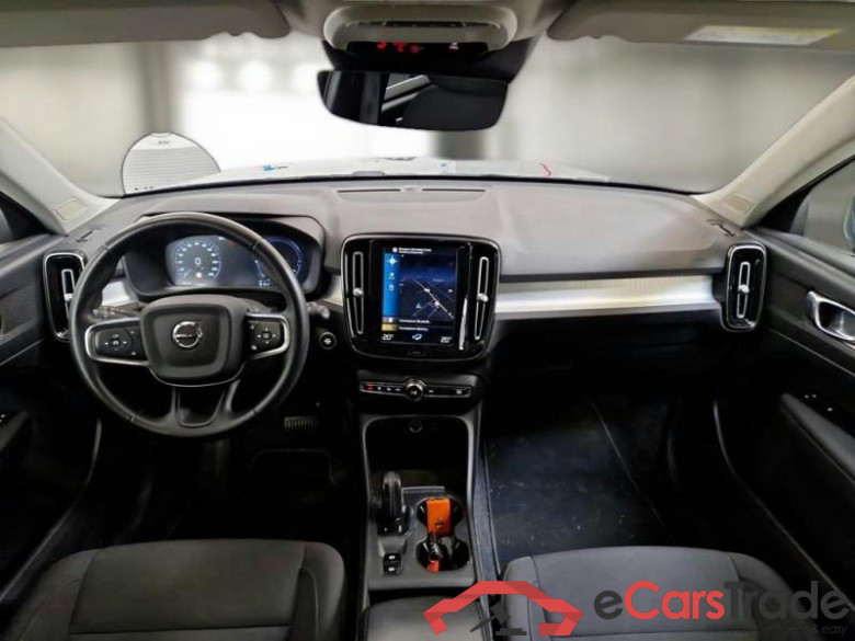 VOLVO XC40 / 2017 / 5P / SUV T5 PLUG-IN HYBRID AUTO RECH INSCRIP EXPR #3