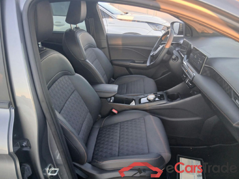 MG MG3 Hybrid+ / 2024 / 5P / berlina con portón Luxury #6