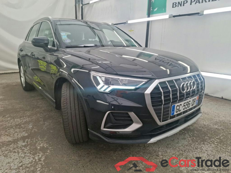 AUDI Q3 / 2018 / 5P / SUV 35 TFSI 150 MHEV S TRONIC DESIGN LUXE #4