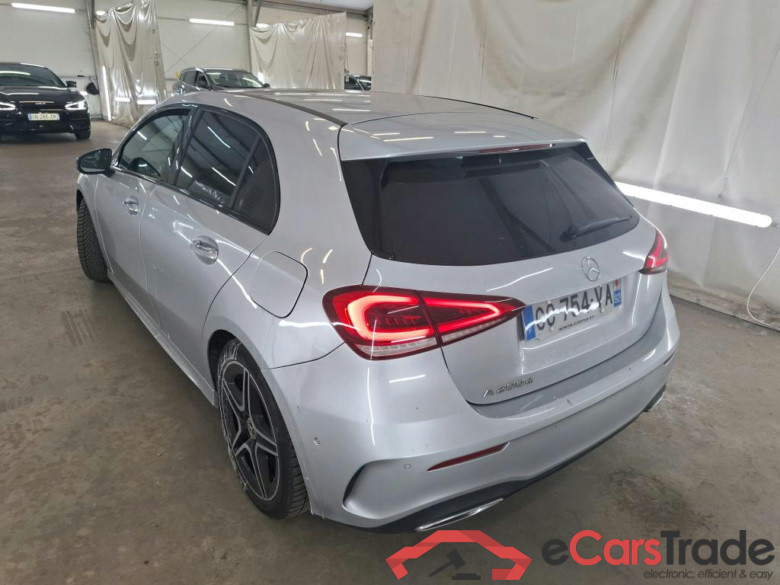 MERCEDES-BENZ Classe A Compact / 2018 / 5P / Berline A 200 d AMG Line 8G-DCT #2