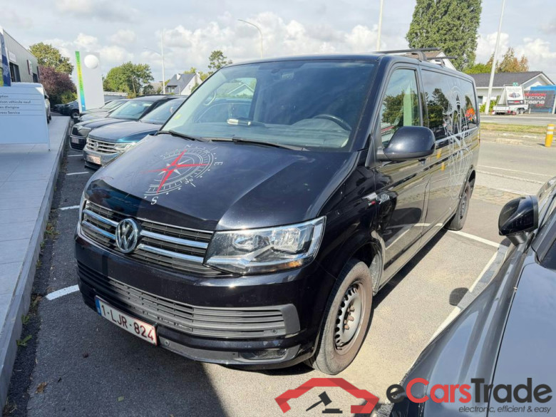 VOLKSWAGEN Transporter T6 1400 Caravelle Lwb Caravelle Comfortline 3400 mm 2,0 l TDI BMT  150ch (110KW) Boîte automatique 7 vitesses DSG