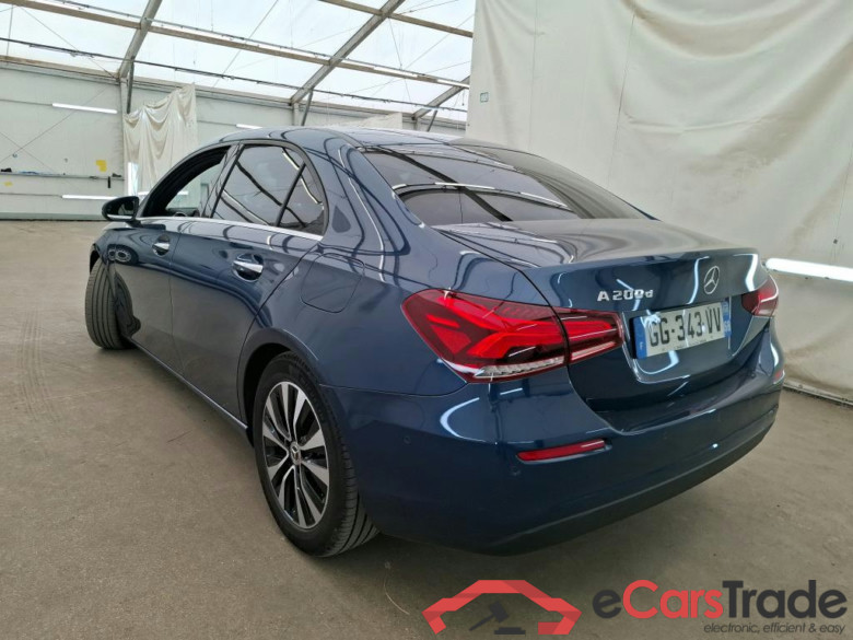 MERCEDES-BENZ Classe A Berline / 2018 / 4P / Berline A 200 d Business Line 8G-DCT #2