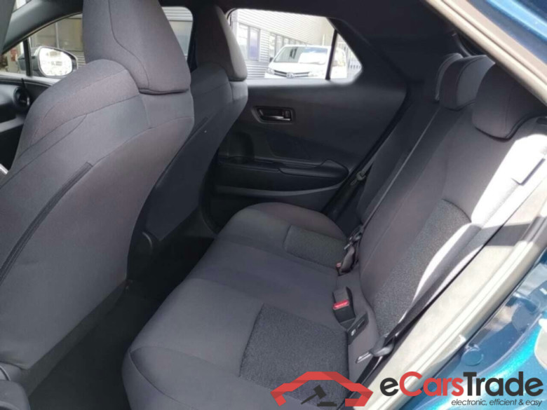 TOYOTA C-HR 1.8 Hybrid 140 Active #5