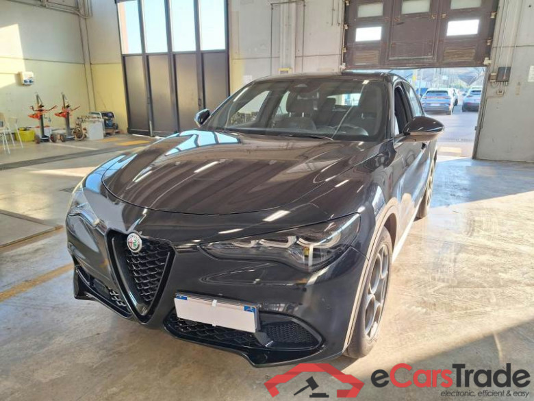 ALFA ROMEO STELVIO / 2017 / 5P / SUV 2.2 TD 160 CV SPRINT AT8 RWD #1