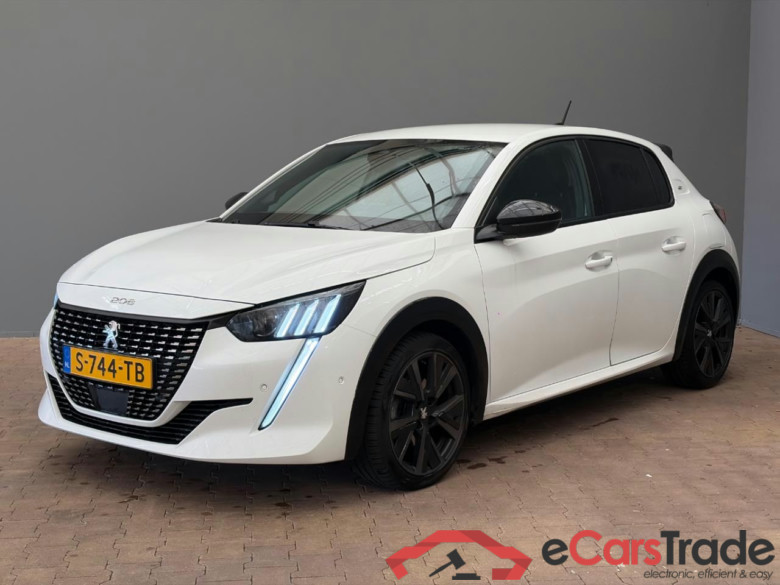 PEUGEOT 208 1.2 PureTech GT #1
