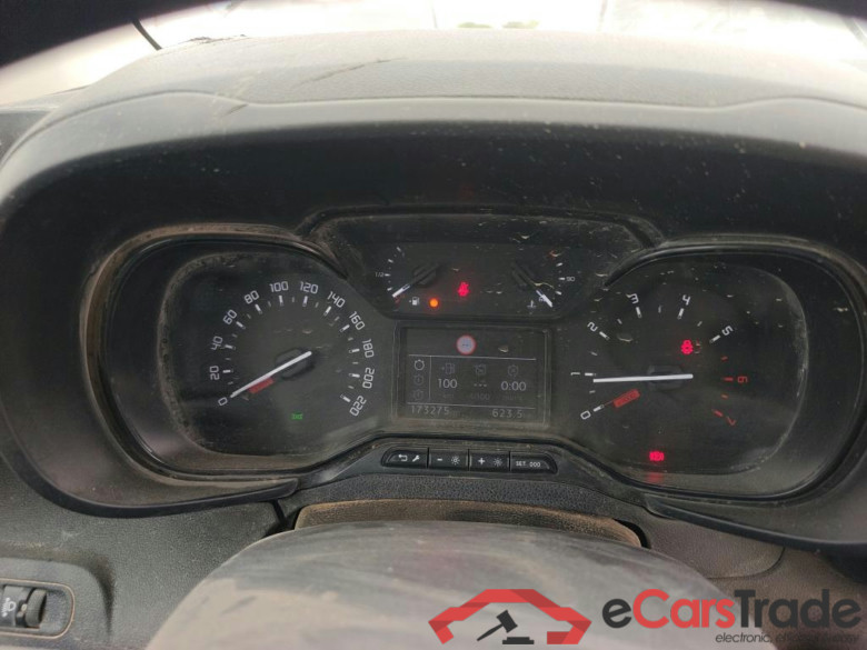 CITROEN Berlingo / 2018 / 4P / combi Talla M BlueHDi 100 S&S LIVE PACK BUSINE #4