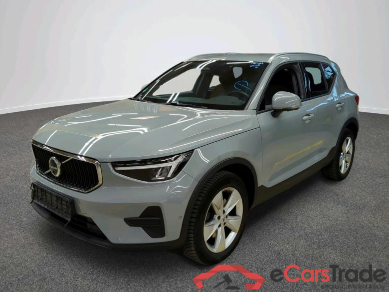 XC40 Core 2WD 2.0 120KW AT7 E6d
