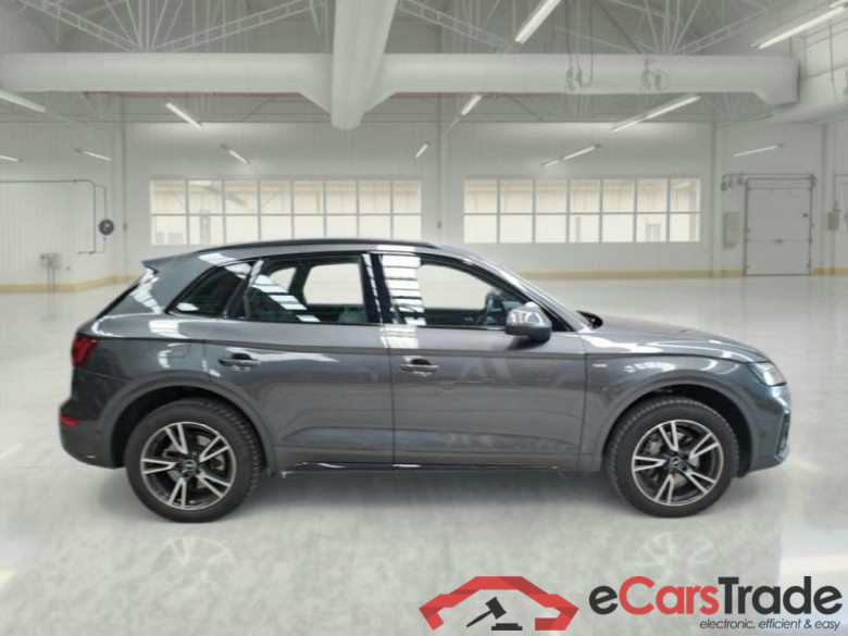 AUDI Q5 / 2020 / 5P / SUV 40 TDI S LINE QUATTRO S TRONIC #6