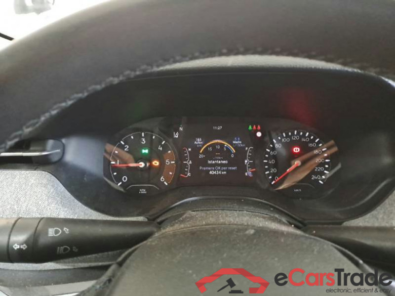 JEEP COMPASS / 2021 / 5P / SUV 1.6 MJET II 96KW LONGITUDE #4