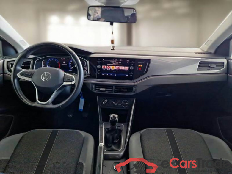 VOLKSWAGEN POLO / 2021 / 5P / BERLINA 1.0 TSI STYLE #3