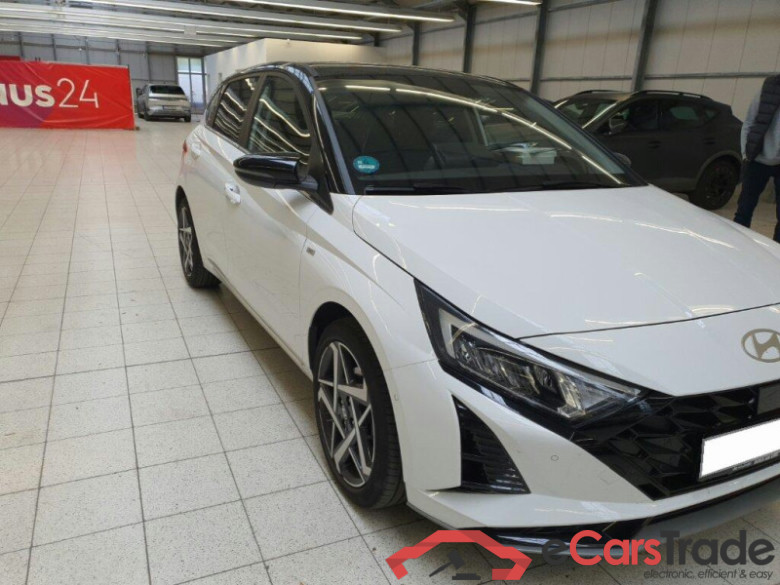 Hyundai i20  #1